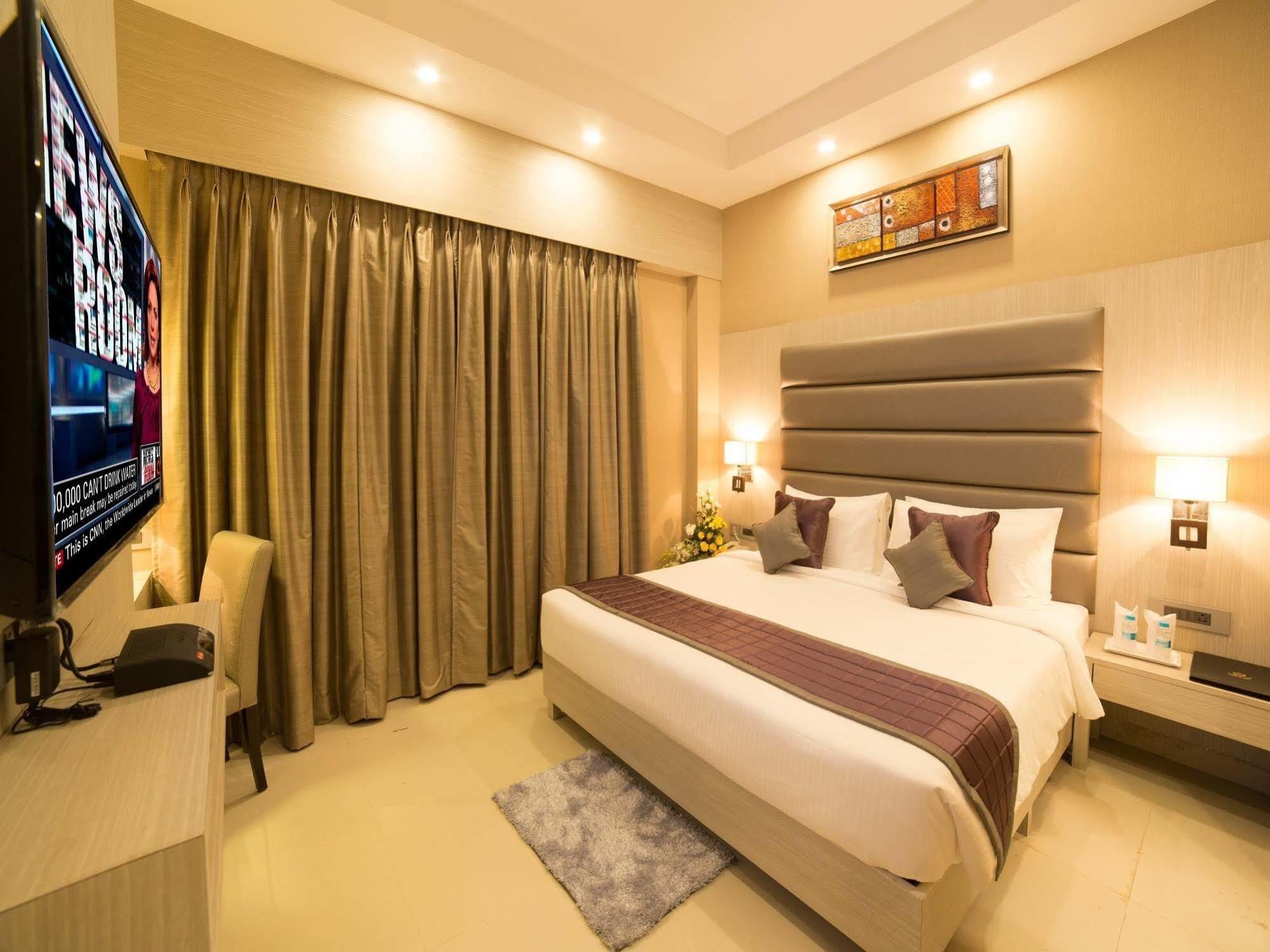Golden Tulip Saltlake Kolkata Bagian luar foto